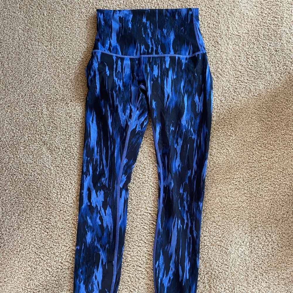 Lulumon leggings size 4